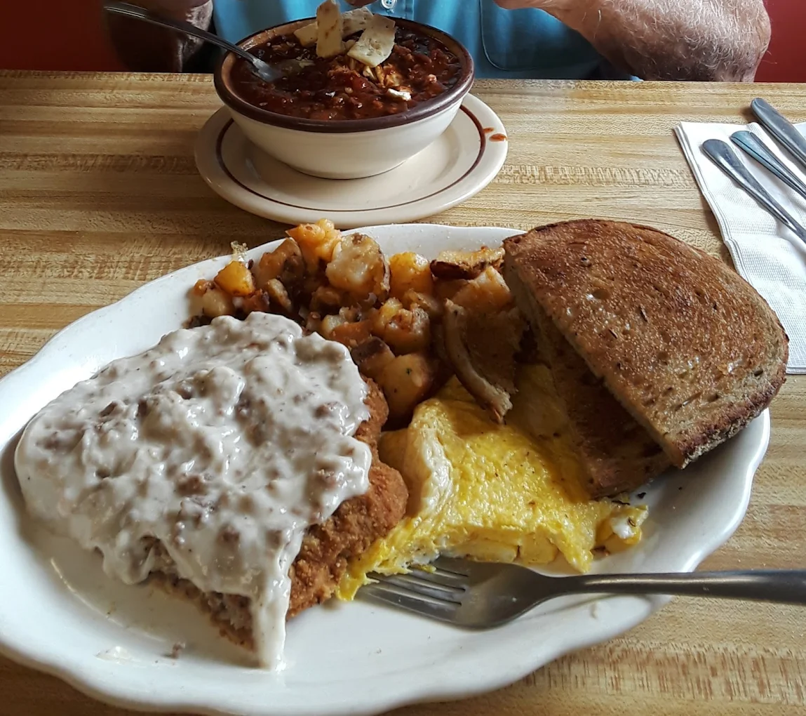 Country fried steak & chili
