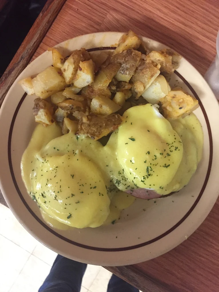 Poached eggs & potatoes